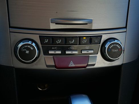 Used 2013 Subaru Outback 2.5i Premium w/ All-Weather Pkg image 23