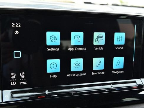 Certified 2024 Volkswagen Atlas Cross Sport SE AWD/4WD image 14
