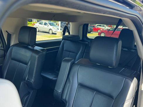 Used 2024 Ford Expedition Max XLT AWD/4WD image 34