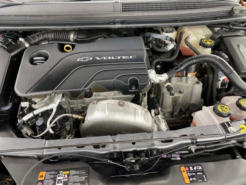 Used 2018 Chevrolet Volt LT FWD image 27
