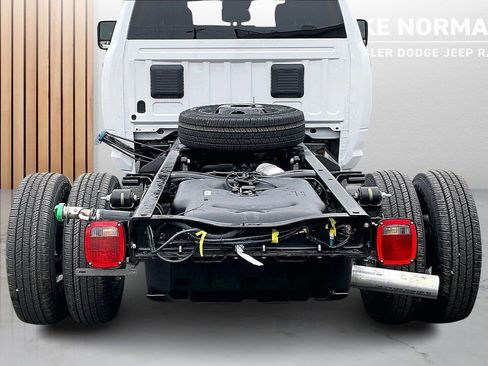 New 2026 RAM 3500 Tradesman image 23