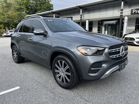 Certified 2025 Mercedes-Benz GLE 450e 4MATIC image 5