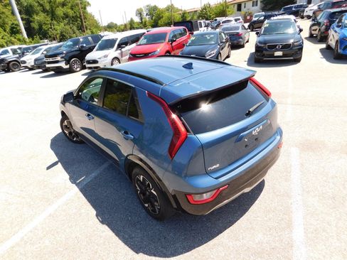 Used 2023 Kia Niro Wind FWD image 8