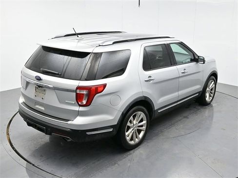 Used 2018 Ford Explorer Limited w/ Equipment Group 301A image 41