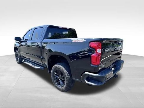 Used 2022 Chevrolet Silverado 1500 LT Trail Boss w/ LPO, Dark Essentials Package AWD/4WD image 4
