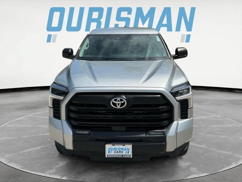 Used 2022 Toyota Tundra SR5 AWD/4WD image 9