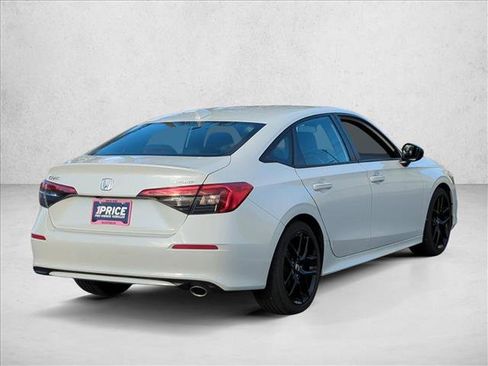 Used 2023 Honda Civic Sport image 5