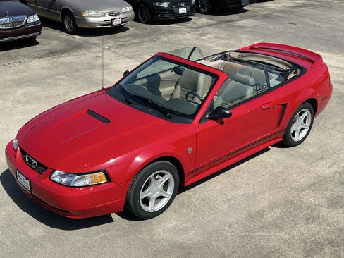 Used 1999 Ford Mustang GT RWD image 80