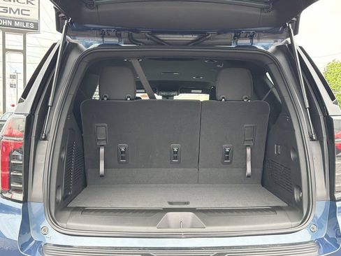 New 2026 Chevrolet Tahoe LS w/ LS Custom Edition AWD/4WD image 18