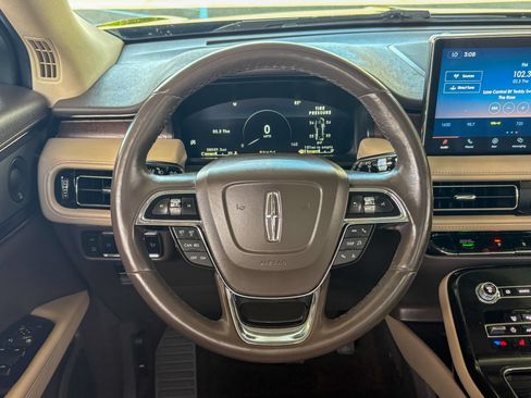 Used 2021 Lincoln Nautilus Reserve FWD image 27