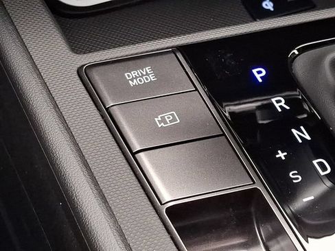 Used 2026 Hyundai Elantra SEL Sport Premium FWD image 17