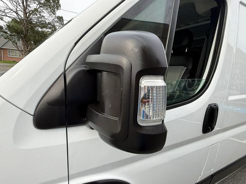 Used 2025 RAM ProMaster 2500 w/ Convenience Group FWD image 66