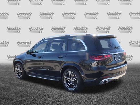 Used 2024 Mercedes-Benz GLS 450 4MATIC image 7