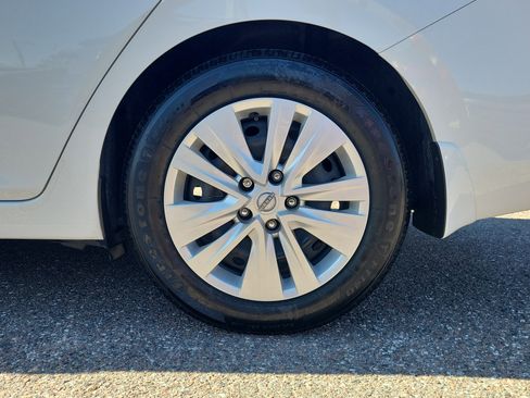 Certified 2025 Nissan Sentra S image 7