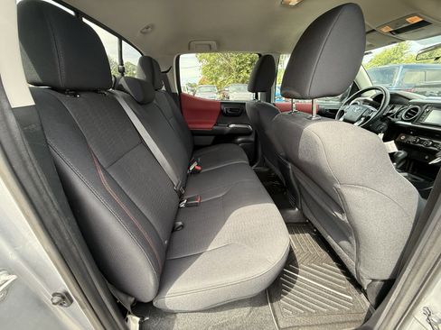 Used 2019 Toyota Tacoma SR5 image 14