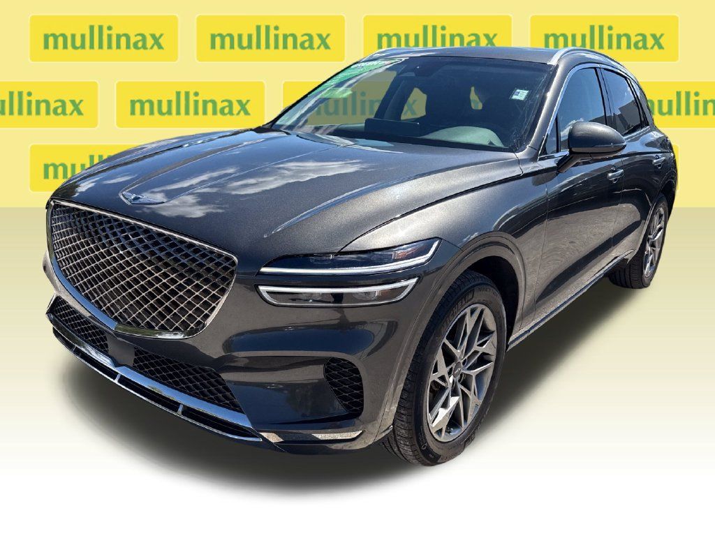 Used 2025 Genesis GV70 2.5T w/ Select Package AWD/4WD image 10