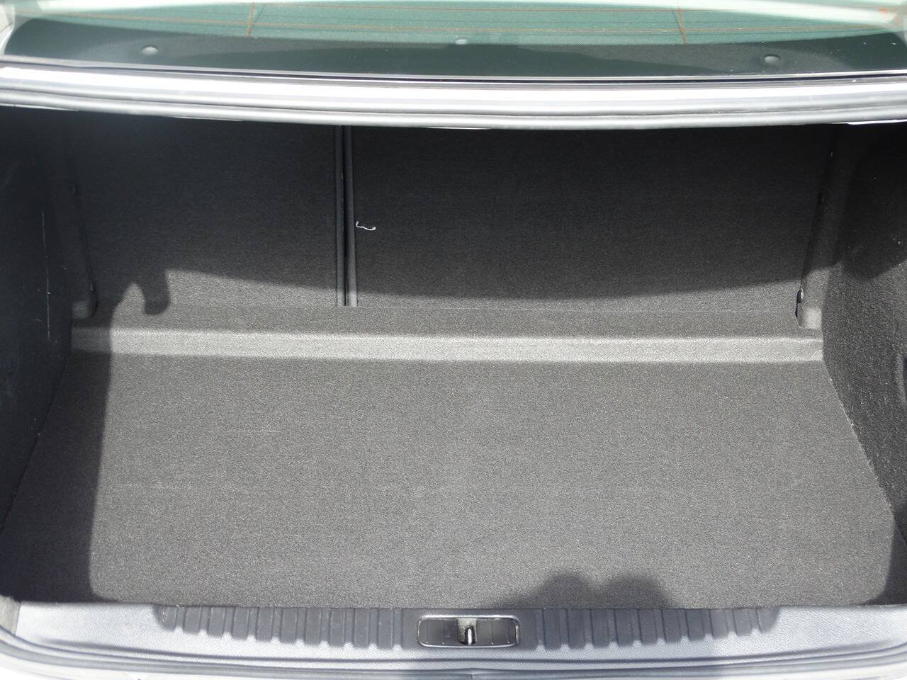 Used 2012 Buick Verano Leather FWD image 32