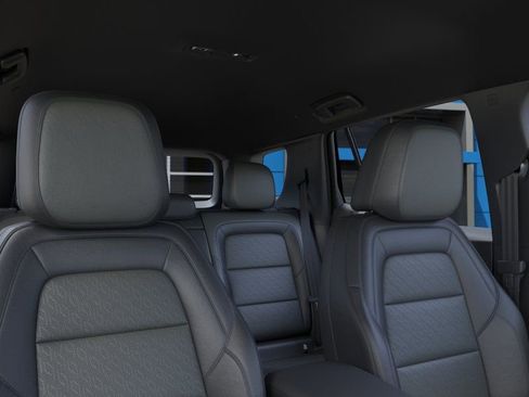 New 2026 Chevrolet Equinox LT w/ Convenience Package II FWD image 24