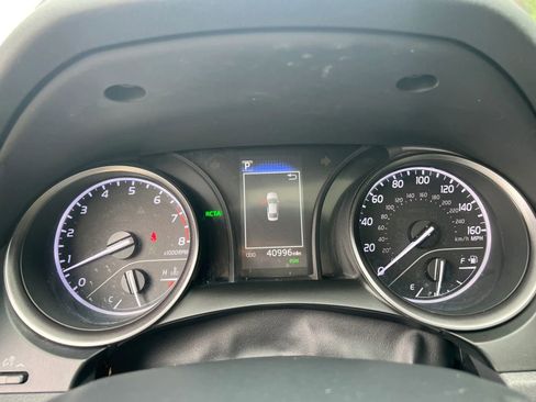 Used 2024 Toyota Camry SE w/ Convenience Package FWD image 17