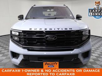 Used 2025 Ford Expedition Platinum w/ Stealth Appearance Package AWD/4WD video 3