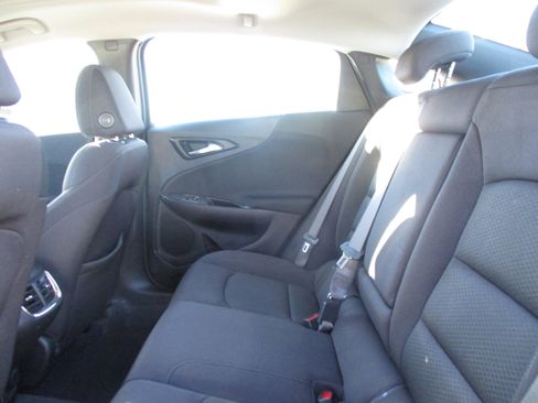 Used 2024 Chevrolet Malibu LT image 35