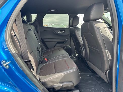 Used 2021 Chevrolet Blazer RS w/ Enhanced Convenience Package FWD image 13