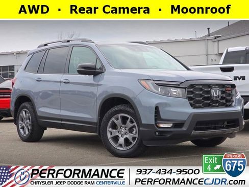 Used 2025 Honda Passport TrailSport image 1