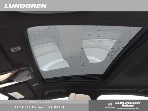 Used 2019 BMW 540i xDrive image 31