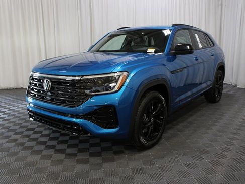 New 2025 Volkswagen Atlas Cross Sport SEL R-Line image 31