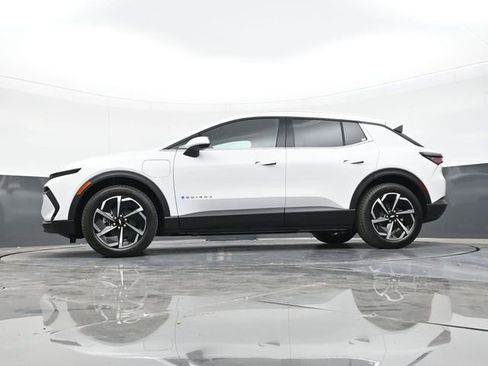 New 2026 Chevrolet Equinox EV LT FWD image 48