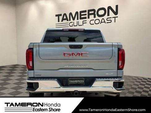 Used 2025 GMC Sierra 1500 SLT AWD/4WD image 3