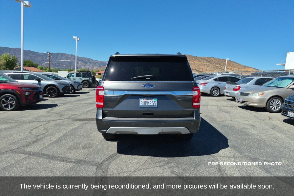 Used 2020 Ford Expedition Max XLT w/ Equipment Group 202A RWD image 7