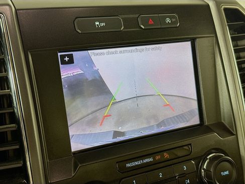 Used 2019 Ford F150 XLT image 14