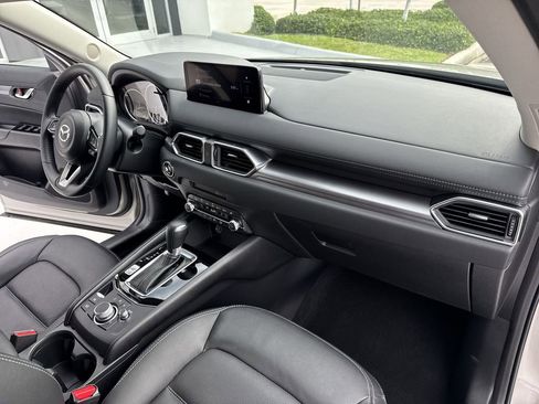 Used 2025 MAZDA CX-5 AWD 2.5 S w/ Preferred Package image 32