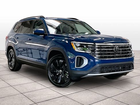 New 2026 Volkswagen Atlas SE AWD/4WD image 2
