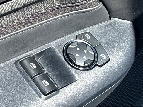 Used 2025 Ford Mustang GT RWD image 30