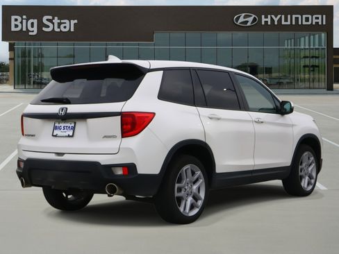 Used 2024 Honda Passport EX-L image 4