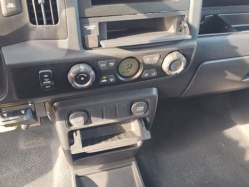 Used 2014 Honda Ridgeline Sport image 14