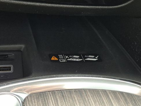 Used 2023 Buick Enclave Avenir w/ Avenir Technology Package image 33