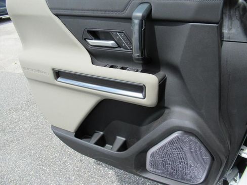 New 2026 GMC Hummer EV 2X image 28