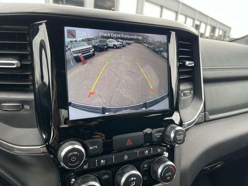 Used 2024 RAM 1500 Laramie image 36
