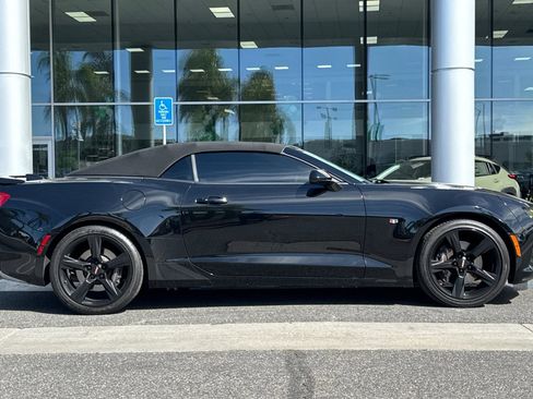 Used 2016 Chevrolet Camaro SS image 3