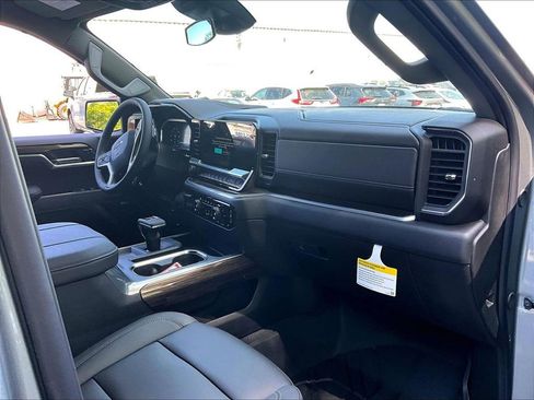 New 2026 Chevrolet Silverado 1500 RST w/ RST All Star Premium Package AWD/4WD image 9
