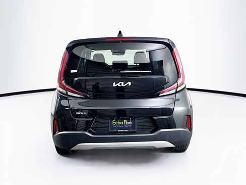 Used 2025 Kia Soul LX w/ LX Technology Package image 7