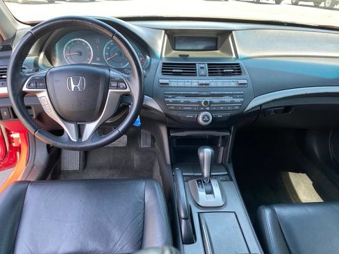Used 2011 Honda Accord EX-L image 4