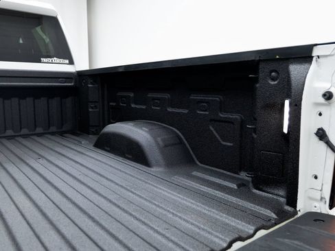 Used 2022 GMC Sierra 2500 SLE w/ SLE Convenience Package AWD/4WD image 18