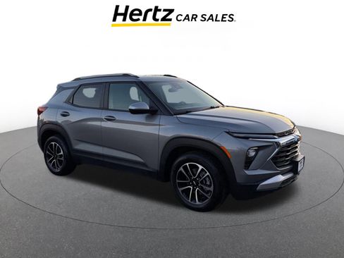 Used 2025 Chevrolet TrailBlazer LT image 1