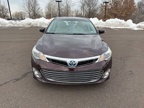 Used 2013 Toyota Avalon XLE Touring image 2