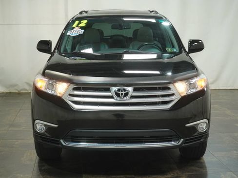 Used 2012 Toyota Highlander SE w/ Tow Pkg AWD/4WD image 11