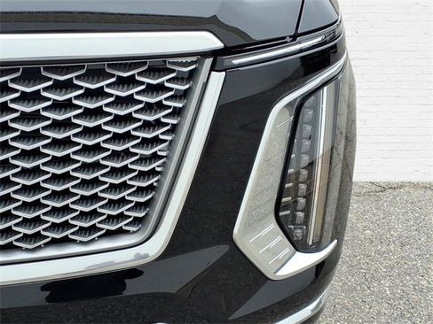 Certified 2025 Cadillac Escalade Premium Luxury Platinum image 7